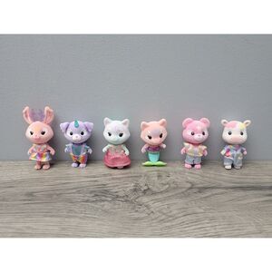 Honey Bee Acres Set of 6 Flocked Toy Dollhouse Figures Rainbow